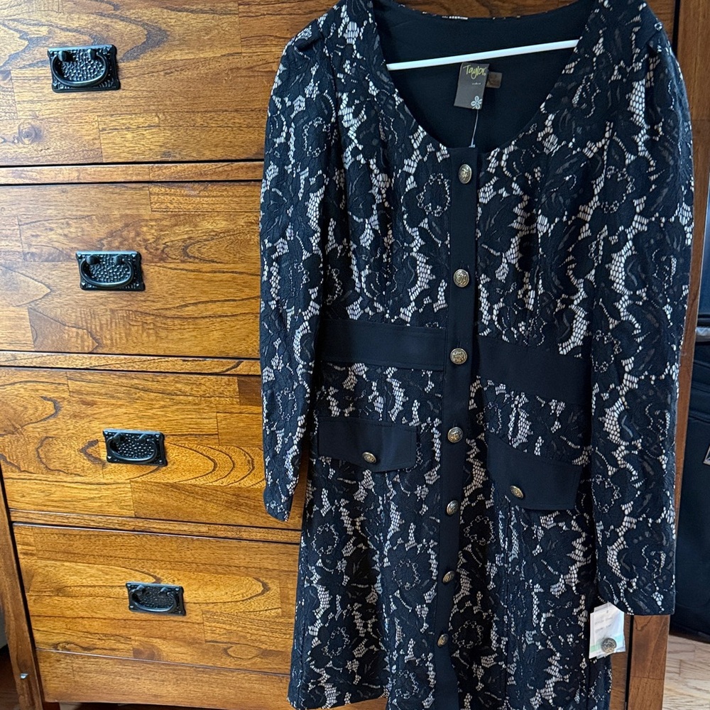Taylor Black and Cream Lace Long Sleeve Dress